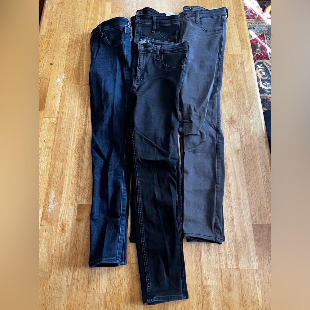 Abercrombie BUNDLE high rise Jean legging size 28 short